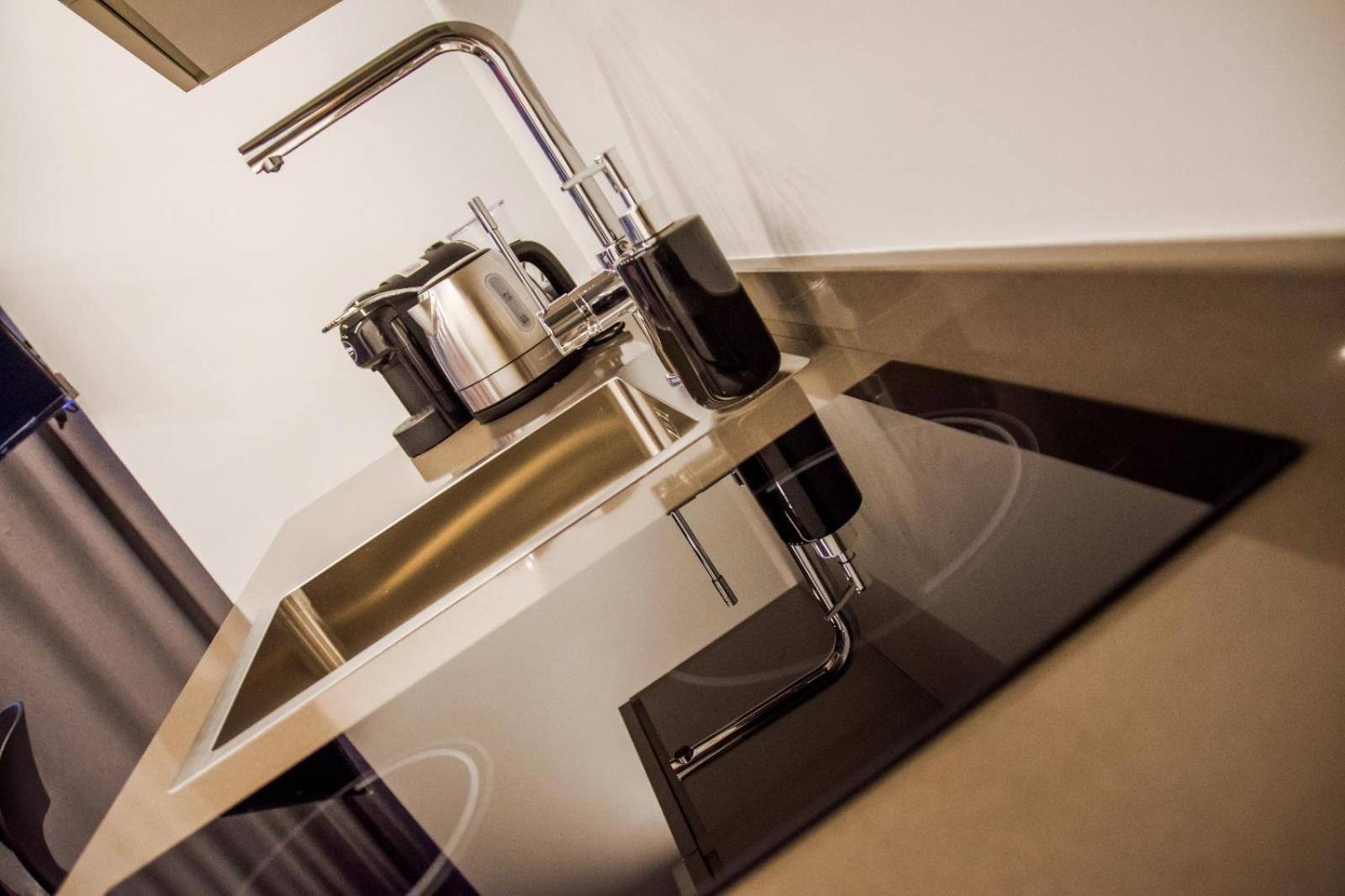 אלבה Ninary Apartments A Due Passi Dal Centro Storico מראה חיצוני תמונה